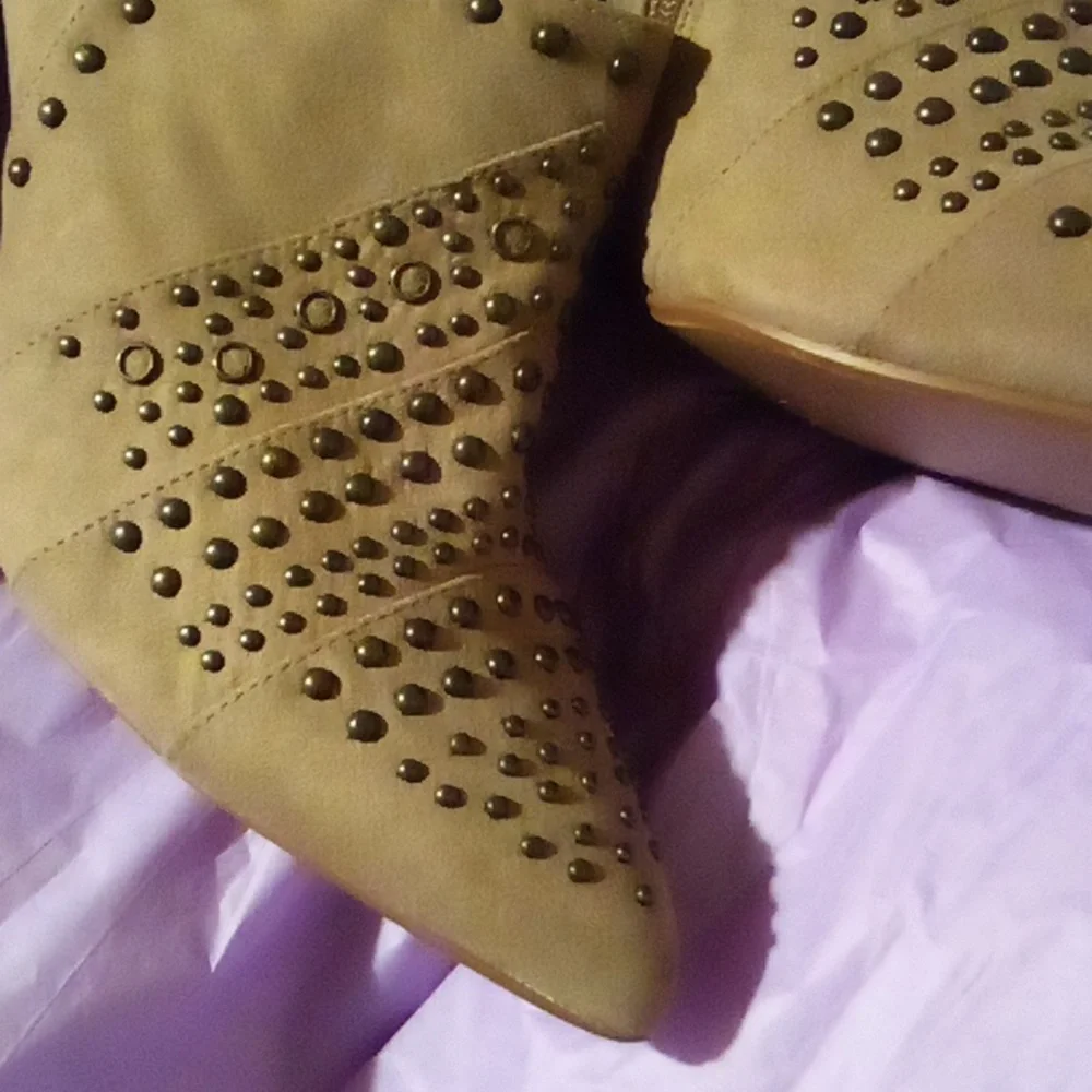 Kaari Blue Studded Heeled Boots Size 9